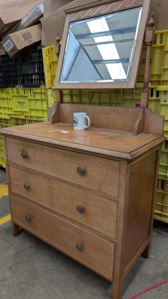 Oak Chest of Drawers with Mirror