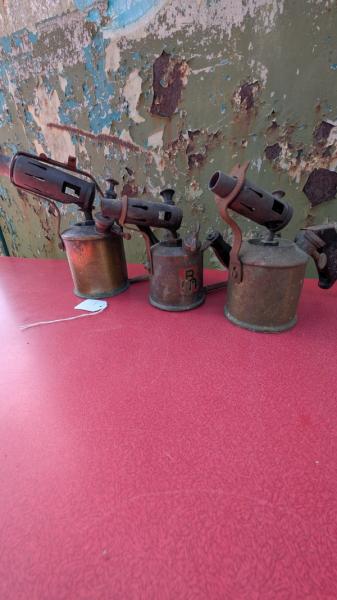 Oil Cans
