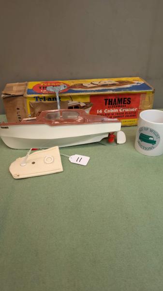 Triang Cabin Cruiser