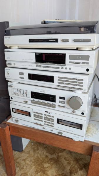 Sony Stereo
