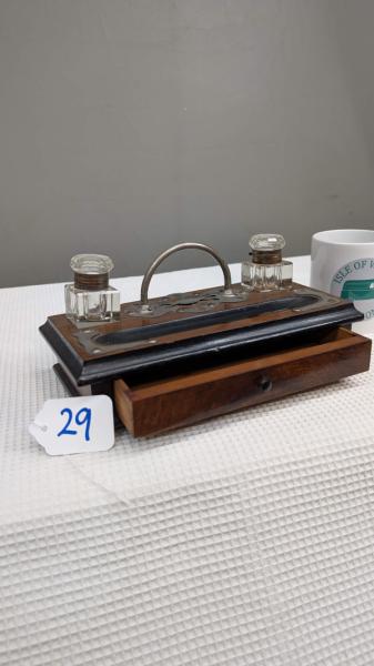 Desk Stand