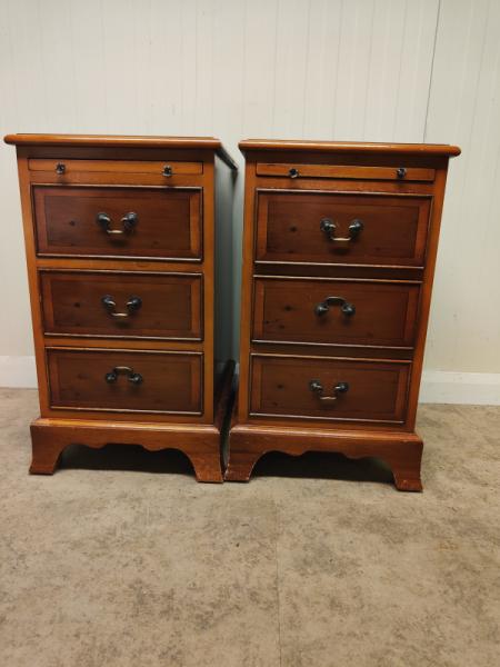 Bedside Cabinets