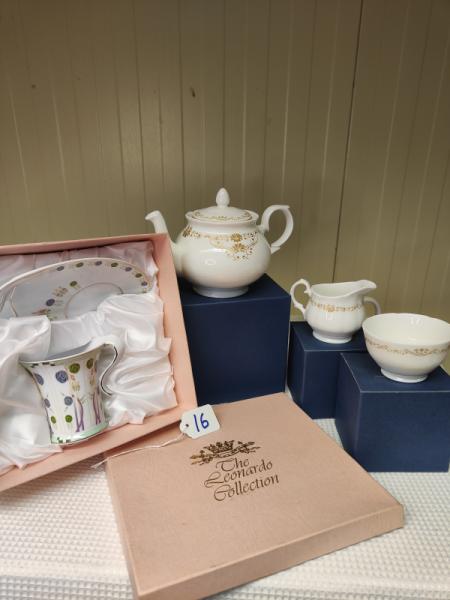 Porcelain Tea Set