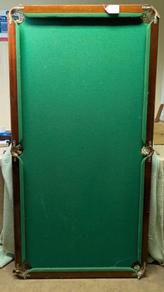 Mini Snooker Table