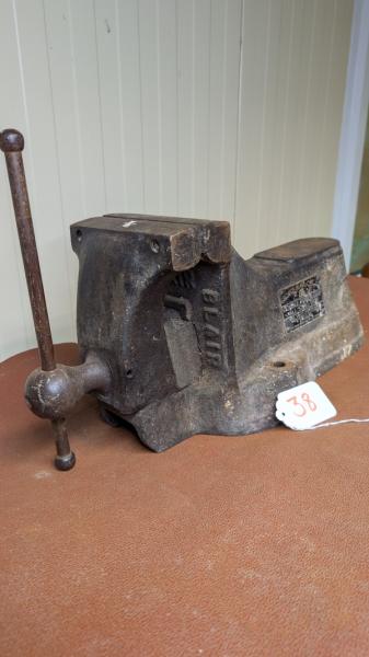 Bench Vice
