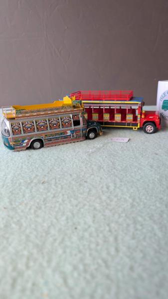 Die Cast Bus Models
