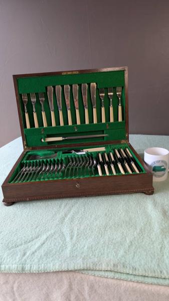 Canteen of Cutlery